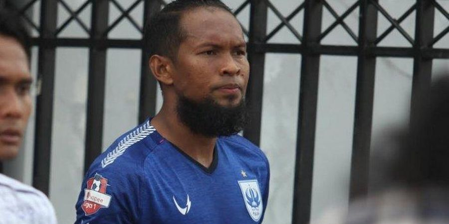 Bek PSIS Bertahan di Mess Sambil Berharap Kejelasan Nasib Liga 1