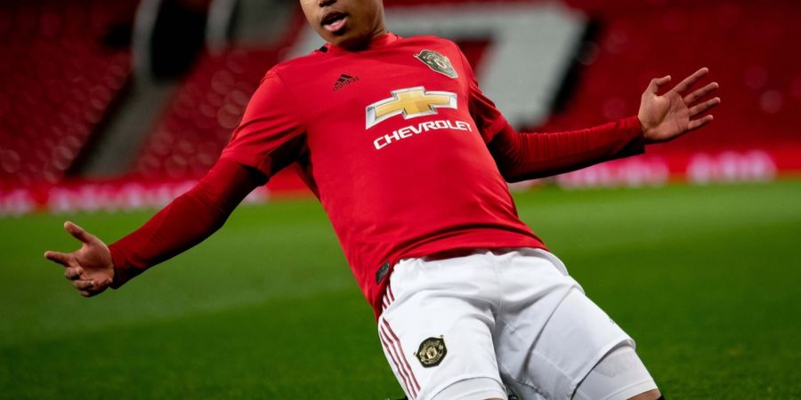 Tembus Tim Utama Man United, Shola Shoretire Punya Dua Sosok Idola