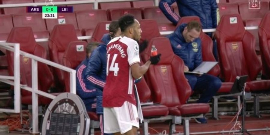 Misteri Obat yang Diminum Aubameyang di Tengah Pertandingan