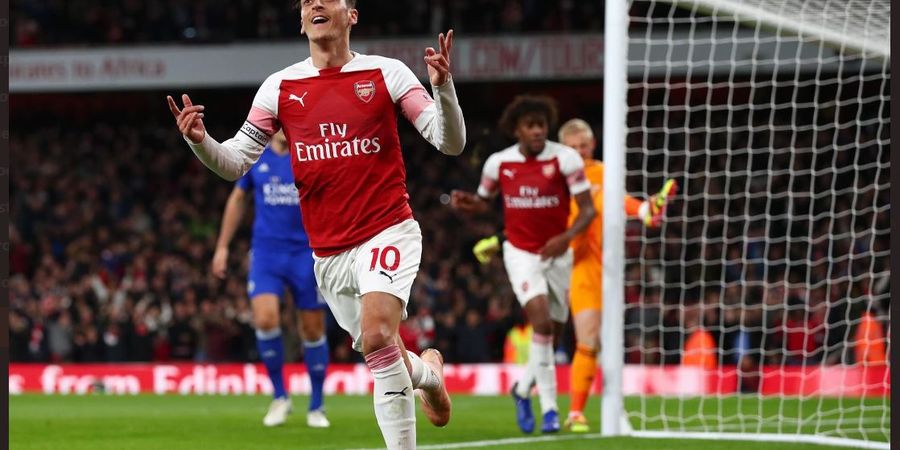 Masa Depan Mesut Oezil di Arsenal Akan Diputuskan 10 Hari Lagi