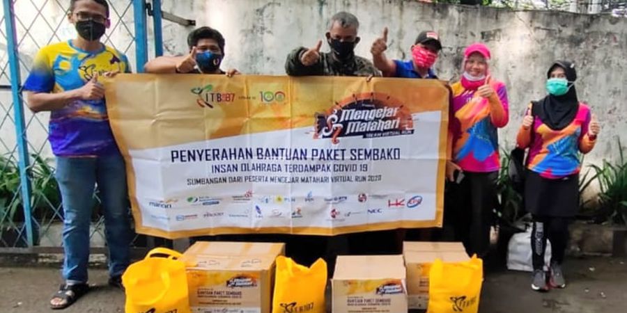 Alumnni ITB 1987 Bagikan Sembako kepada Insan Olahraga