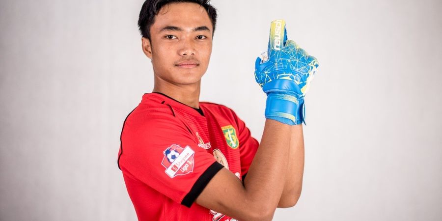 Dipercaya Kawal Gawang Persebaya, Aji Santoso Punya Pesan Khusus untuk Anak Asuh Shin Tae-yong