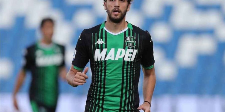 Man City dan Juventus Gigit Jari, Sassuolo Ogah Jual Manuel Locatelli