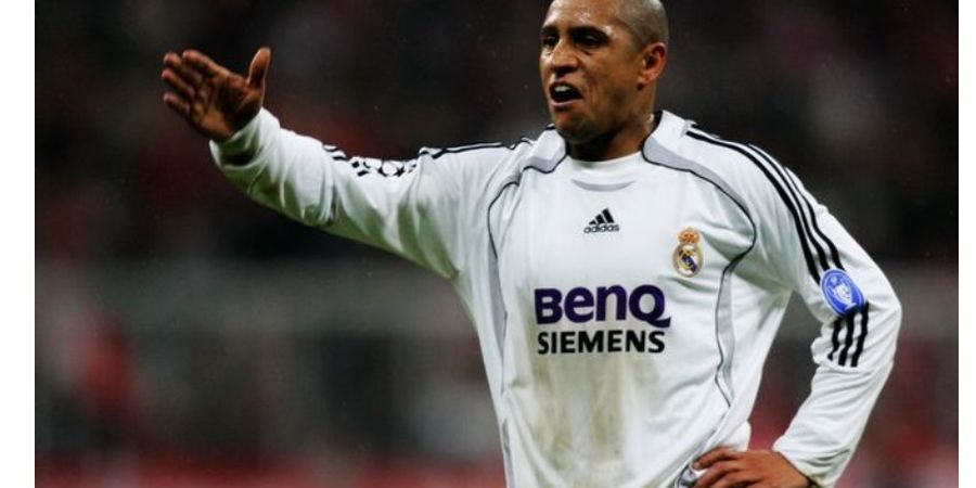 Roberto Carlos Ungkap Dirinya Pernah Nyaris Gabung dengan Chelsea  