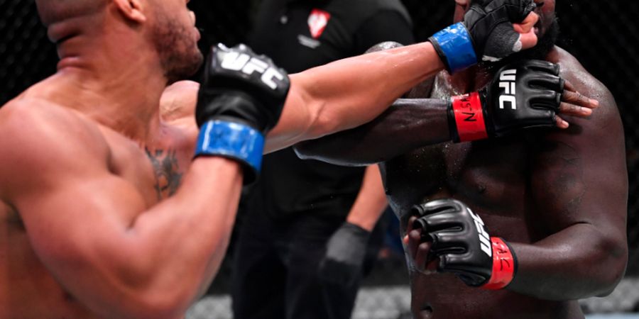 Hasil Lengkap UFC Vegas 20 - Kalah Dominasi, Rozenstruik Gagal Raih Kemenangan