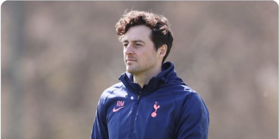 Ketimbang Pusing Cari Pelatih Baru, Tottenham Didesak Permanenkan Ryan Mason