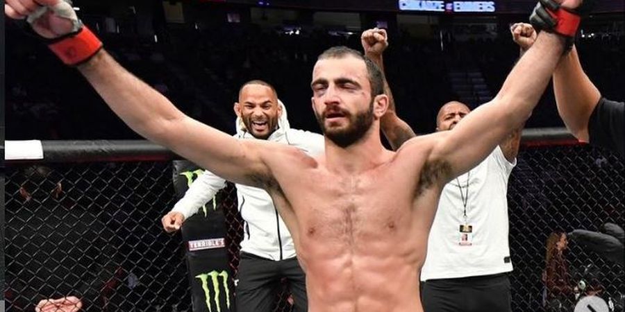 Satu Circle dengan Khabib Nurmagomedov dan Kamaru Usman, Ini Kesan Si Ninja UFC