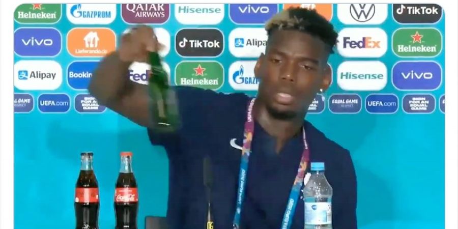 Setelah Cristiano Ronaldo, Giliran Paul Pogba yang Geser Botol Minuman di Meja Konferensi Pers