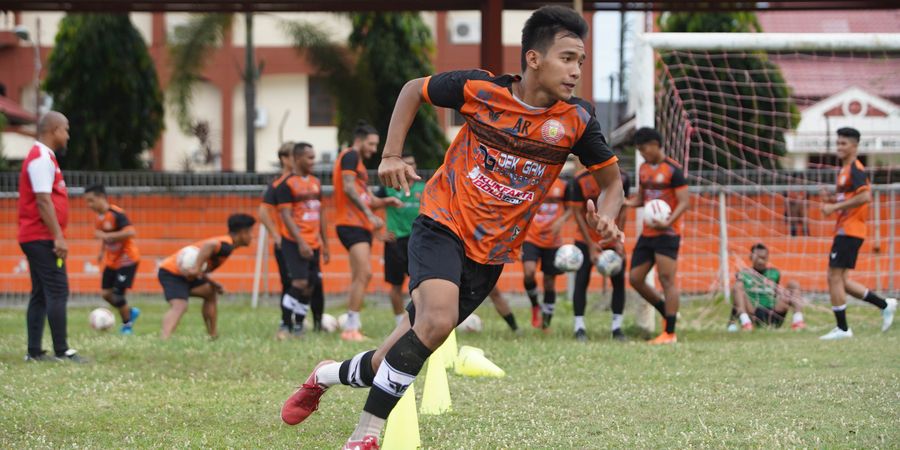 Dikontrak Persiraja, Ini Harapan Wonderkid PSS Sleman dan Persib