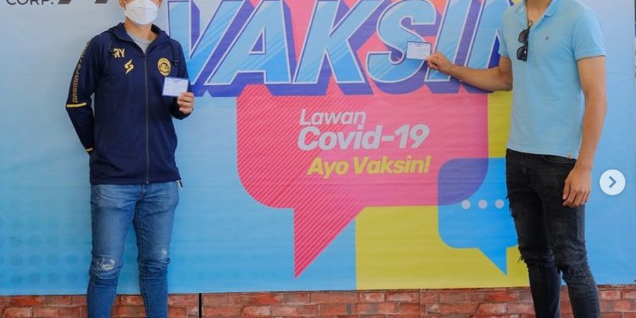 Dua Pemain Asing Arema FC Jalani Vaksinasi Covid-19 di Indonesia