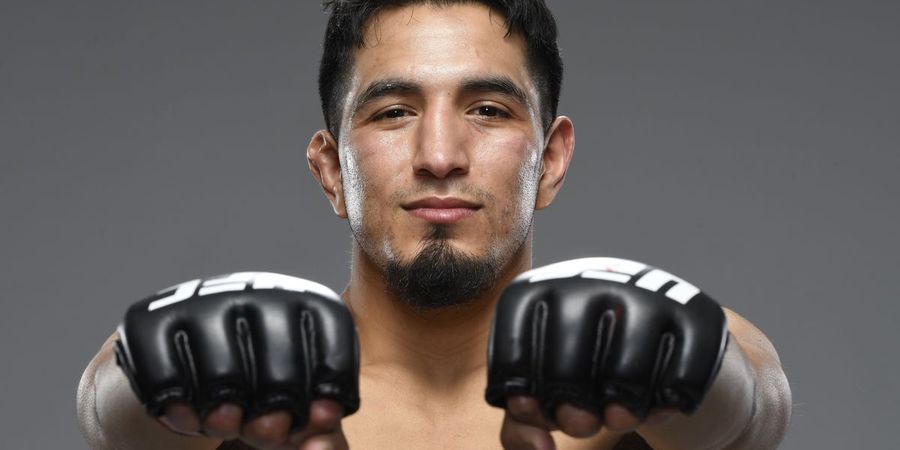 UFC 287 - Bukan Raja Kelas Bantam, Ini Lawan Idaman Adrian Yanez