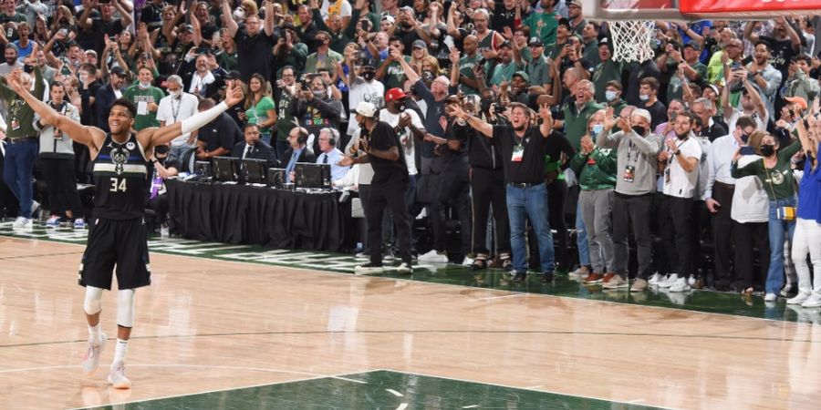 Hasil Final NBA 2021 - 50 Poin Antetokounmpo Pastikan Gelar Pertama Bucks dalam 50 Tahun