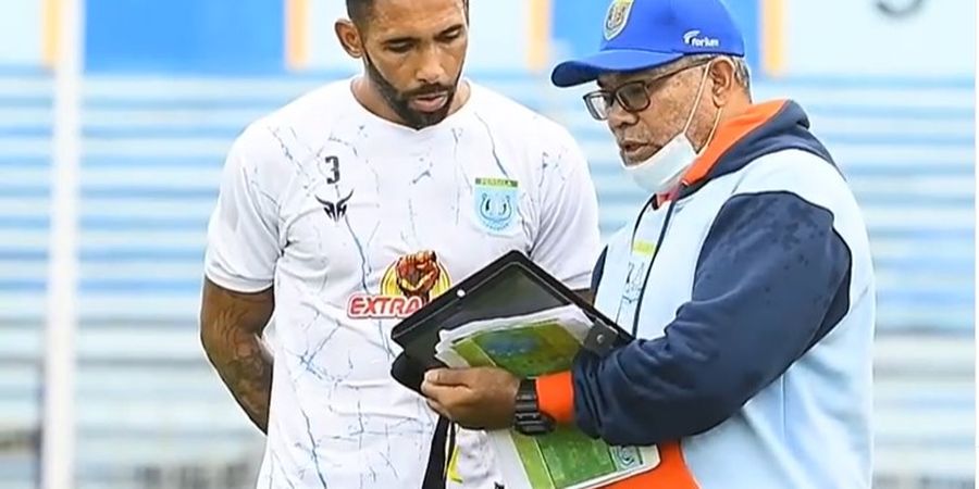 Bertemu PSIS di Laga Perdana, Pelatih Persela Siap Pecahkan Rekor