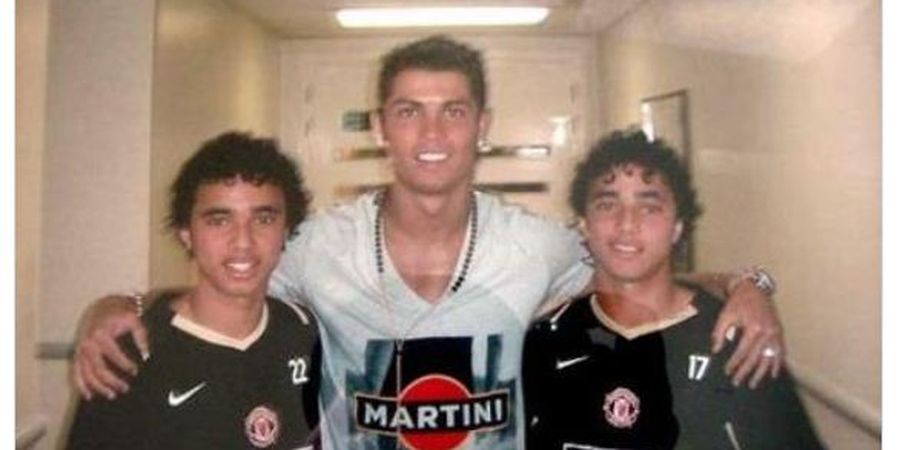 Kisah Cristiano Ronaldo Yakinkan 2 Pemain Unik Tolak Klub Lain demi Manchester United