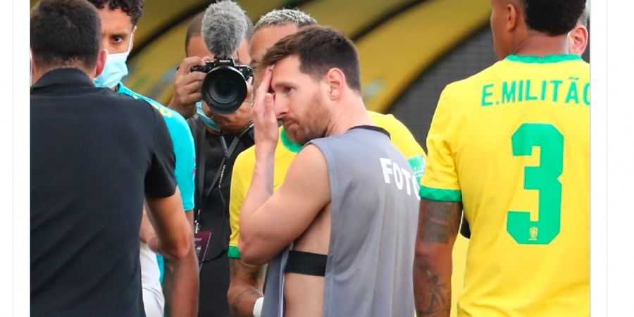 Marah sambil Pakai Rompi Fotografer, Messi Diketawain Dybala