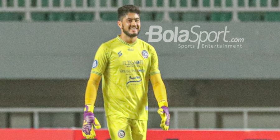 Adilson Maringa Perkasa di Gawang Arema FC, Bisa Pecahkan Rekor yang 8 Tahun Mati Suri?