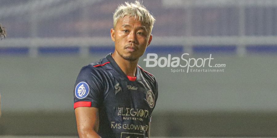 Gol Indah Tendangan Bebas Rizky Dwi Bawa Arema FC Bungkam Madura United