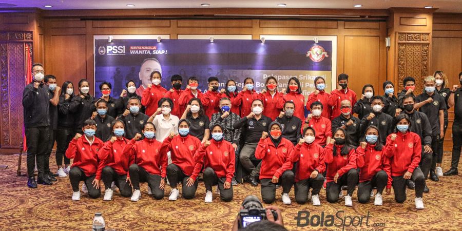 Timnas Wanita Indonesia Mendarat dengan Selamat di Tajikistan