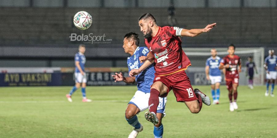 Babak I - Skor Kacamata Masih Warnai Laga Persib Vs Borneo FC