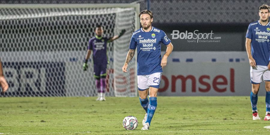 Marc Klok Cetak Gol dari Tendangan Bebas, Gawang Persiraja Diberondong Persib pada Babak Pertama