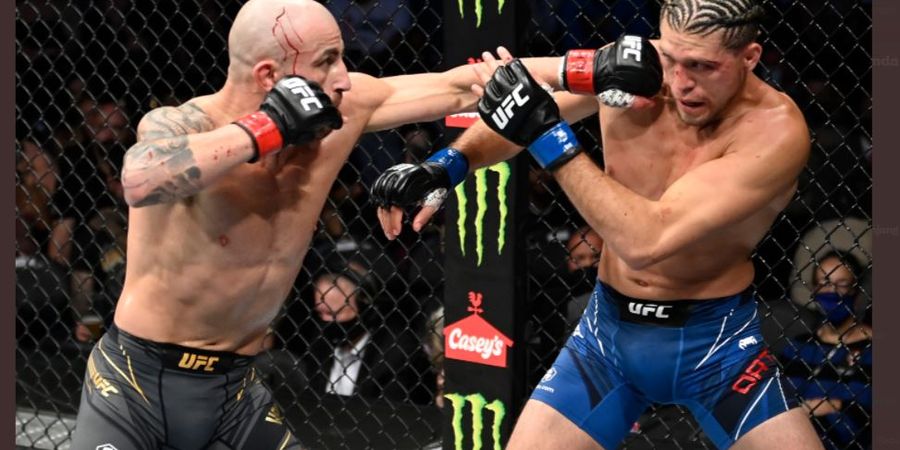 Hasil Lengkap UFC 266 - Diwarnai Kemenangan 15 Detik dan 2 Gelar Tidak Dicuri