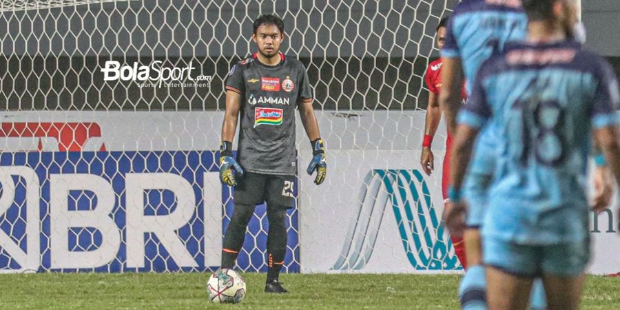 Persaingan Kiper Persija Semakin Ketat, Begini Komentar Adixi Lenzivio