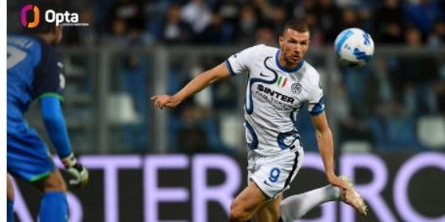 Hasil Liga Italia - Edin Dzeko Samai Rekor 24 Tahun Ronaldo, Inter Milan Comeback atas Sassuolo