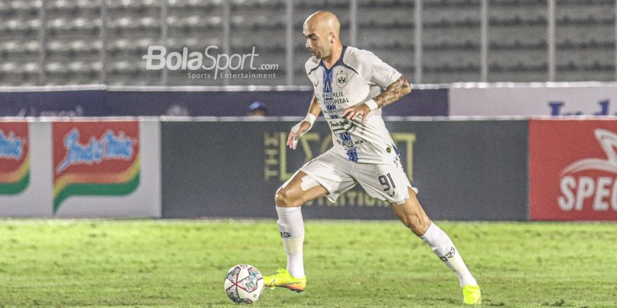 Sepi Peluang, Duel PSIS Semarang vs Borneo FC Sama Kuat pada Babak Pertama