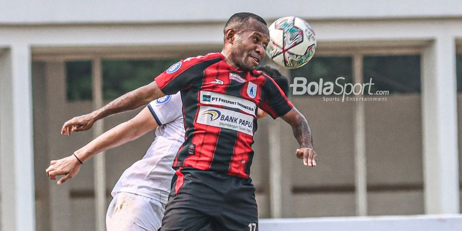 Hasil Liga 1 - Persipura Masih Tahan Imbang PSM Makassar pada Babak Pertama