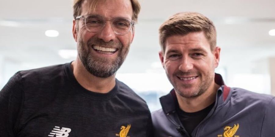 Jadwal Liga Inggris Hari Ini - Reuni Steven Gerrard vs Liverpool, Man United Ketemu Si Penakluk