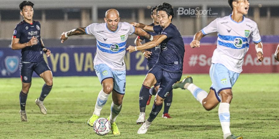 Skuad Arema FC Mulai Tampil Meyakinkan, Ini Strategi Bursa Transfer Singo Edan