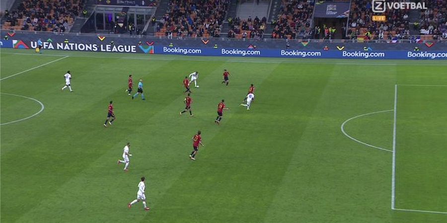 Gol Kylian Mbappe Berbau Offside, Kenapa Wasit Tetap Mengesahkannya?