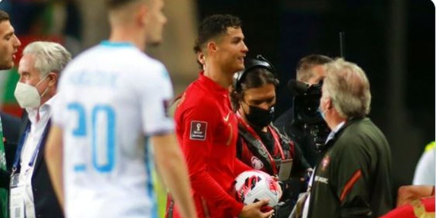 Cristiano Ronaldo Cetak 3 Gol dalam 6 Menit, Wasit Minta Ulangi Gol, Portugal Tak Kenal Ampun