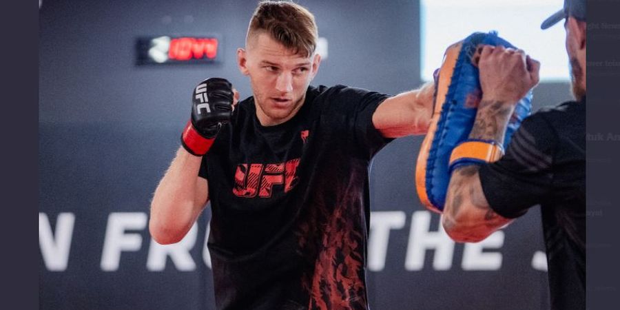 UFC 267 - Tekad Dan Hooker Rusak Pesta Islam Makhachev di Depan Khabib Nurmagomedov