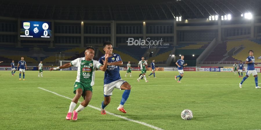 Persib Kebobolan Dua Gol, Begini Respon Santai Robert Rene Alberts