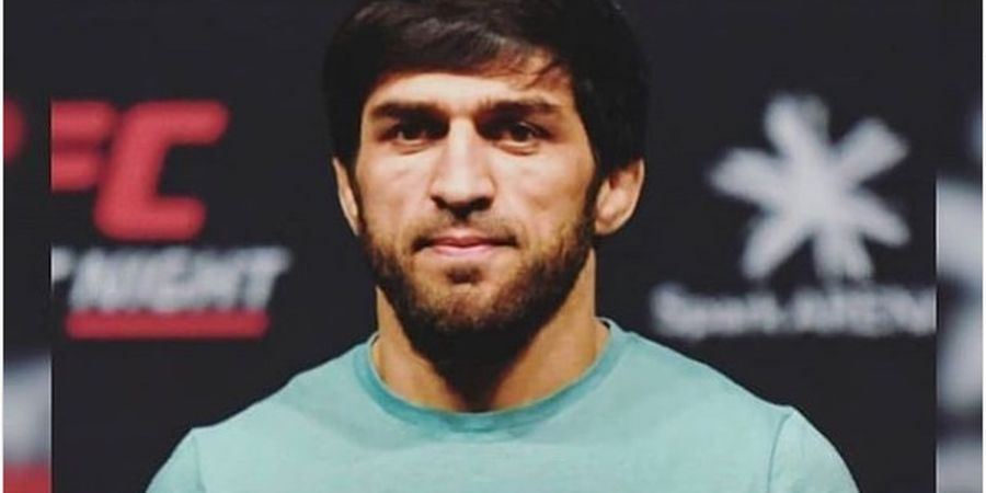 UFC 267 - Pesta Amukan Jagoan Dagestan Terganggu, Satu Duel Dibatalkan