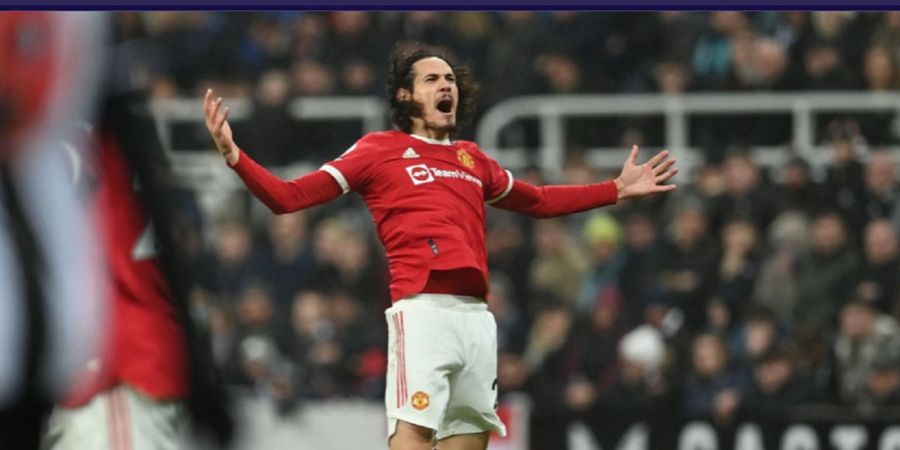 Akhiri Paceklik Gol Selama 5 Bulan, Eks Bomber Man United Cetak Hattrick di Usia 37 Tahun