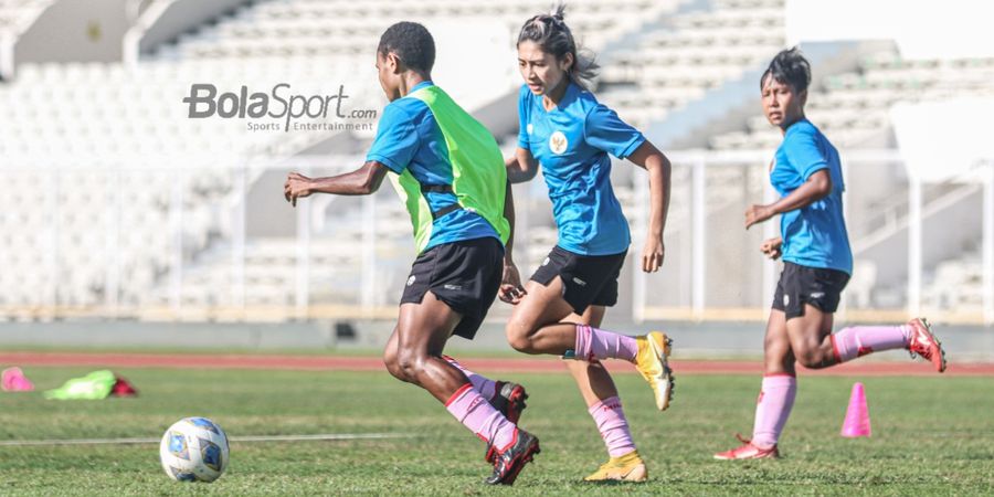 Timnas Putri Indonesia Sungguh-sungguh Pelajari Kekuatan Australia, Saat Makan Pun Tetap Tonton Pertandingan