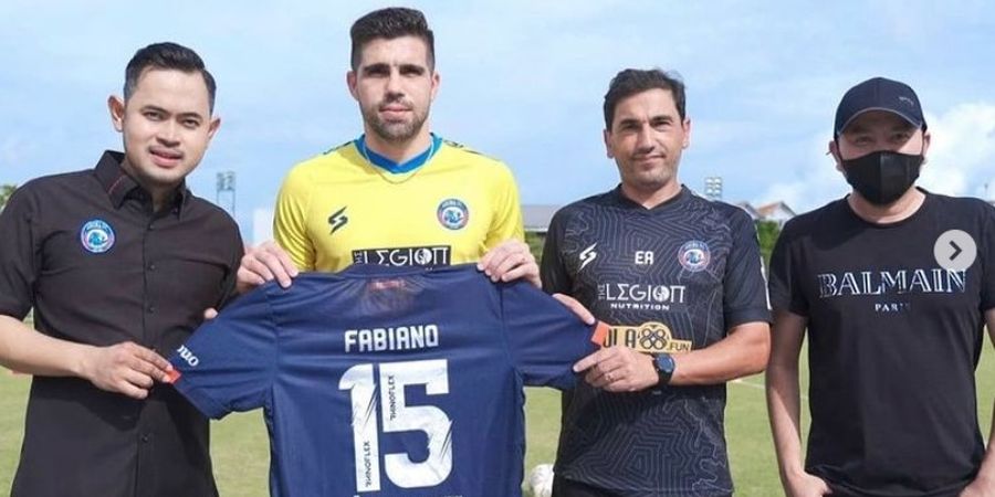 Arema FC Pinjam 2 Pemain Dari Persis Solo, Pulangkan Fabiano Beltrame