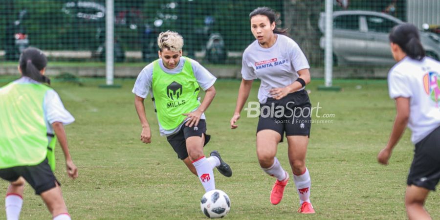 Usai Tempuh Perjalanan 17 Jam, Timnas Putri Indonesia Tiba di India