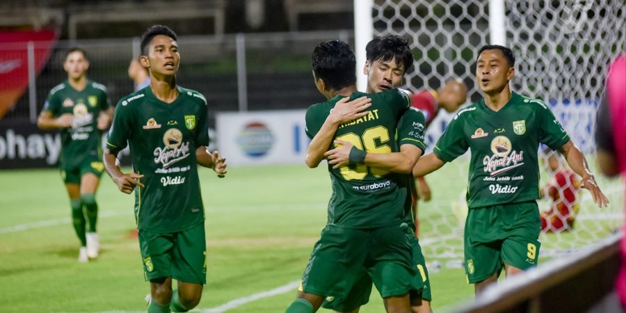 Tendangan Wonderkid Timnas Membentur Tiang, Persebaya vs Persipura Sama Kuat pada Babak Pertama