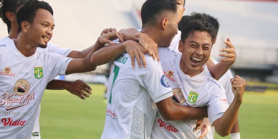 Penyerang Veteran Persebaya Diganjar Pemain Terbaik Liga 1 Edisi Februari