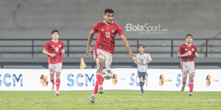 Ricky Kambuaya Dikonfirmasi Pelatih Persebaya Telah Gabung Persib Bandung