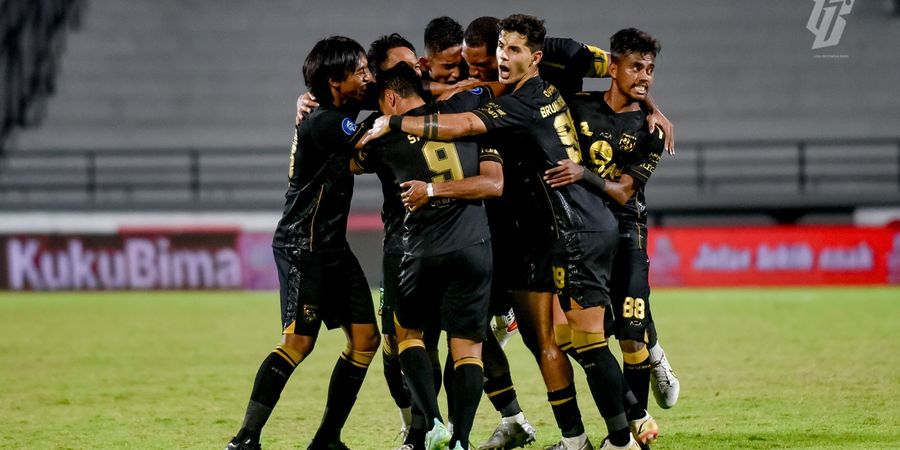 Ardi Idrus Kartu Merah, Persib Imbang Lawan Persebaya, Peluang Juara Liga 1 Maung Bandung Mengecil