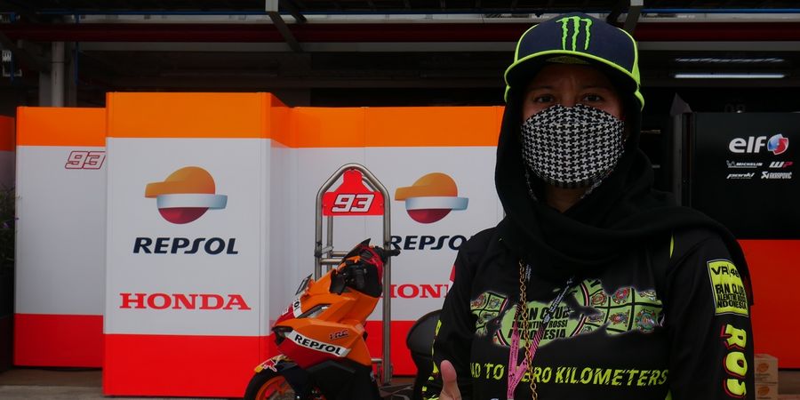 Cerita Fan Rossi Akhirnya Buru Selfie bareng Si Rival Abadi, 'Dulu Foto dengan Marquez Dianggap Pengkhianat'