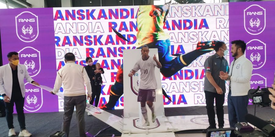 RANS Cilegon FC Datangkan Ronaldinho, Satu Legenda Dunia Segera Menyusul