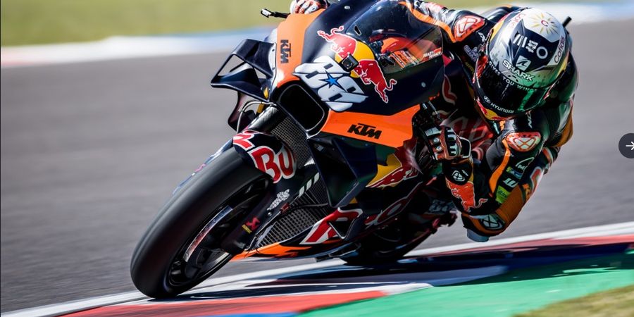 Hasil MotoGP Thailand 2022 - Raja Hujan Mandalika Menang, Francesco Bagnaia-Fabio Quartararo Kini Cuma Berjarak 2 Poin
