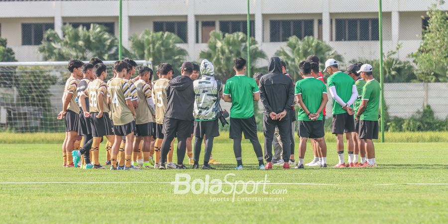 Permohonan Maaf Dewa United Usai Ofisial Tim Acungkan Jari Tengah ke Kubu Persija Jakarta