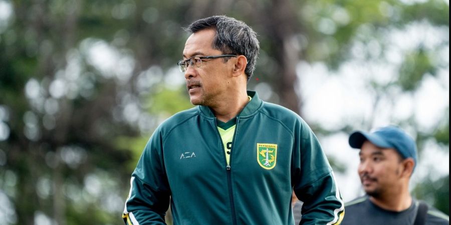 Persebaya Dihantam Eksodus Pemain, Aji Santoso Yakin Bisa Bersaing dan Tetap pada Target Awal