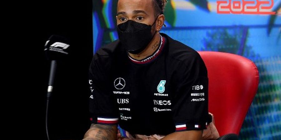 Masih Terpuruk, Lewis Hamilton Bantah Ingin Menyerah di GP Spanyol